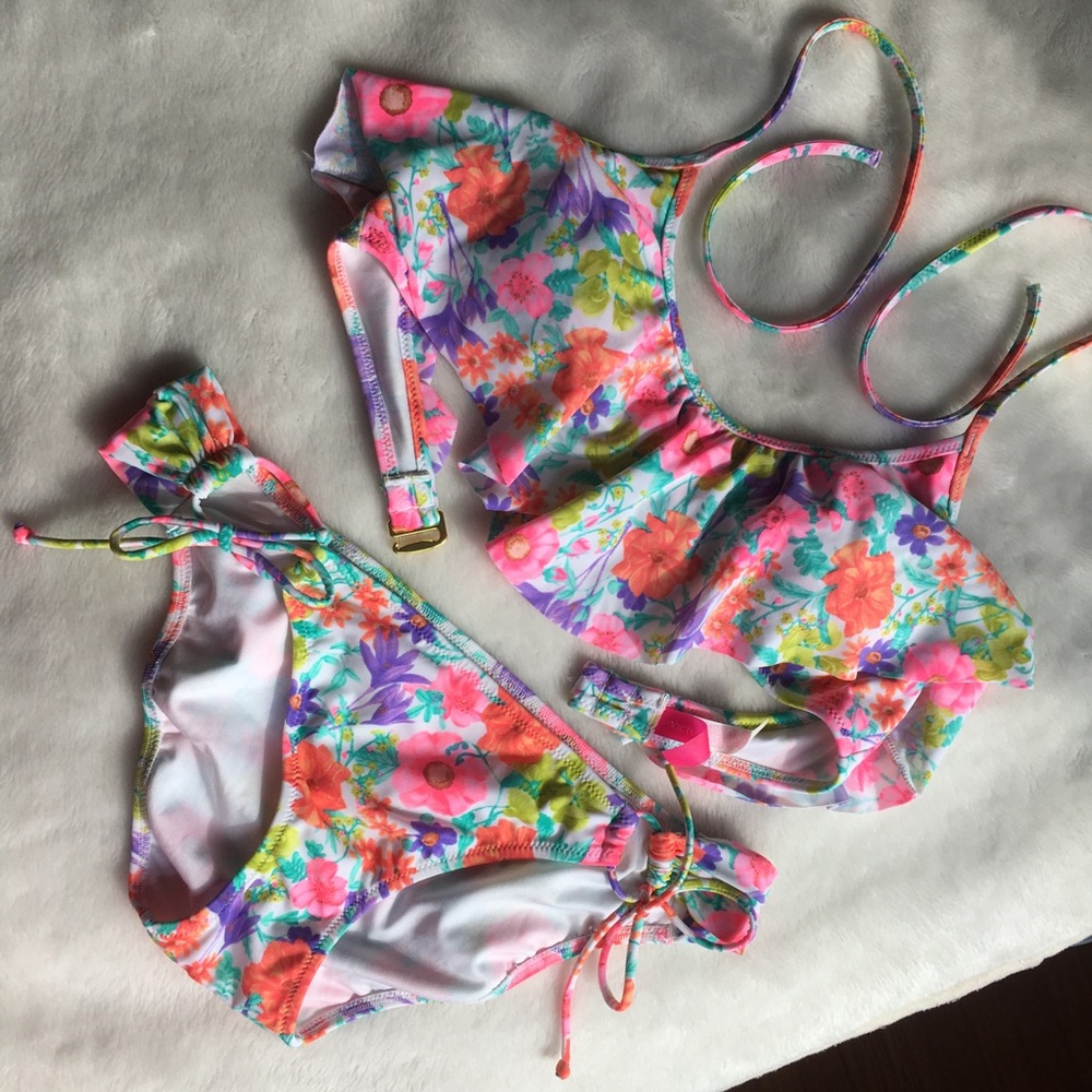 Victoria’s Secret floral bikini set